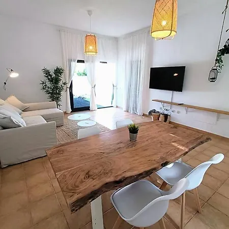 En Capellania Con Piscina Privada Corralejo